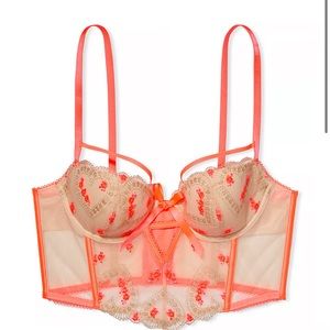 Victoria’s Secret Dream Angels Lightly-Lined Heart Embroidery Corset Top